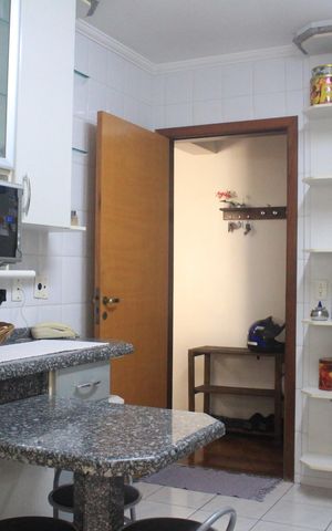 Apartamento à venda com 107m², 3 quartos e 2 vagasCozinha