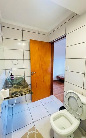 Casa de condomínio para alugar com 450m², 3 quartos e 6 vagas Casa de condomínio para alugar com 450m², 3 quartos e 6 vagasBanheiro