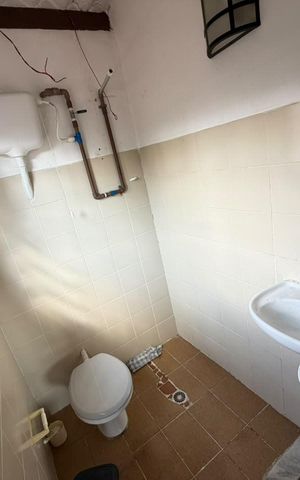Casa de condomínio para alugar com 450m², 3 quartos e 6 vagas Casa de condomínio para alugar com 450m², 3 quartos e 6 vagasBanheiro Salão de festas