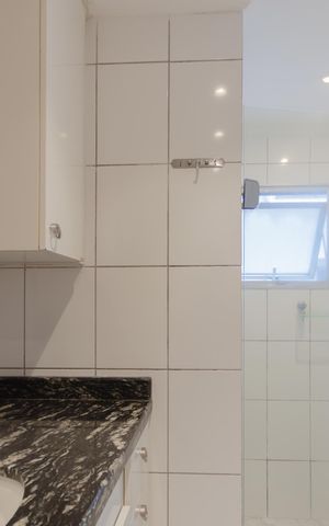 Apartamento para alugar com 137m², 3 quartos e 1 vaga Apartamento para alugar com 137m², 3 quartos e 1 vagaBanheiro da Suíte