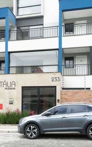 Apartamento à venda com 47m², 2 quartos e 1 vaga Apartamento à venda com 47m², 2 quartos e 1 vagaFachada