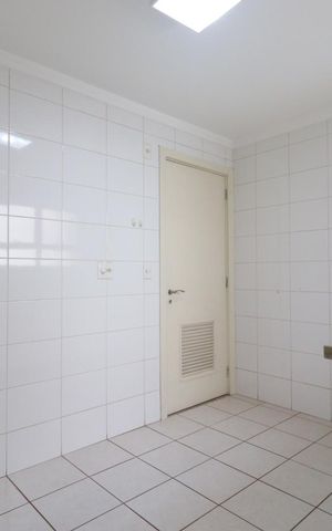 Apartamento para alugar com 110m², 3 quartos e 2 vagasCozinha