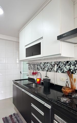 Apartamento à venda com 144m², 4 quartos e 2 vagas Apartamento à venda com 144m², 4 quartos e 2 vagasCozinha