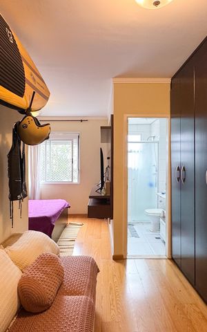 Apartamento à venda com 144m², 4 quartos e 2 vagas Apartamento à venda com 144m², 4 quartos e 2 vagasCloset - Suíte 3