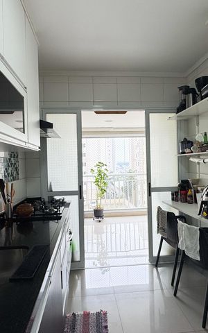 Apartamento à venda com 144m², 4 quartos e 2 vagas Apartamento à venda com 144m², 4 quartos e 2 vagasCozinha
