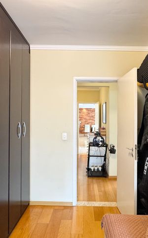 Apartamento à venda com 144m², 4 quartos e 2 vagas Apartamento à venda com 144m², 4 quartos e 2 vagasCloset - Suíte 3