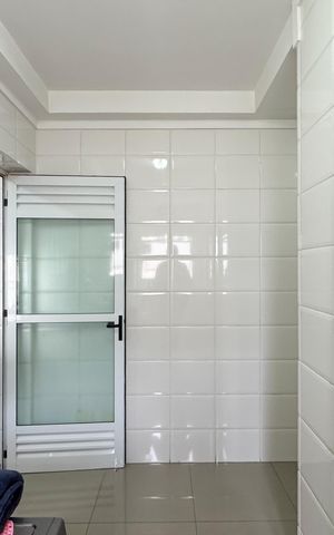 Apartamento à venda com 144m², 4 quartos e 2 vagas Apartamento à venda com 144m², 4 quartos e 2 vagasÁrea de Serviço