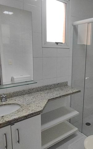 Apartamento para alugar com 150m², 3 quartos e 2 vagas Apartamento para alugar com 150m², 3 quartos e 2 vagasBanheiro da Suíte 2