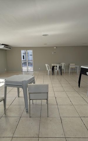 Apartamento à venda com 43m², 2 quartos e 1 vagaÁrea comum - Salão de festas