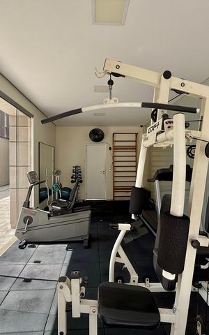 Apartamento para alugar com 47m², 1 quarto e 1 vaga Apartamento para alugar com 47m², 1 quarto e 1 vagaAcademia