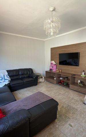 Casa à venda com 400m², 2 quartos e 3 vagas
