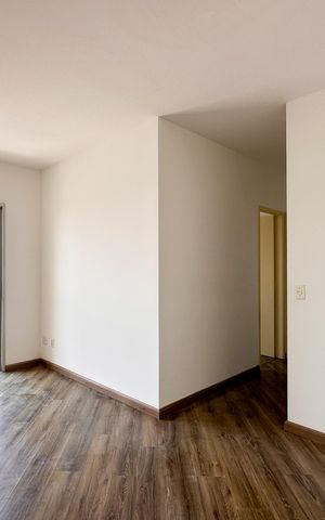Apartamento para alugar com 56m², 2 quartos e 1 vaga Apartamento para alugar com 56m², 2 quartos e 1 vagaSala