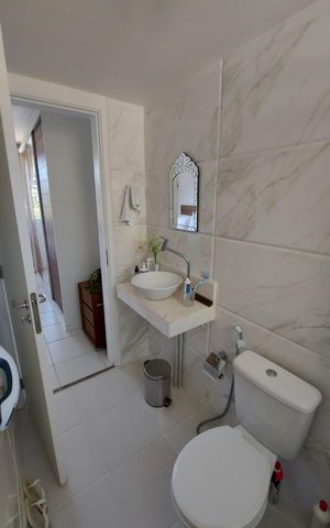 Apartamento à venda com 69m², 3 quartos e 1 vaga Apartamento à venda com 69m², 3 quartos e 1 vagaBanheiro da suíte