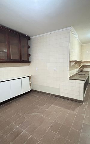 Casa à venda com 405m², 5 quartos e 4 vagasCozinha