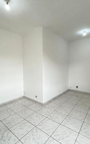 Casa à venda com 405m², 5 quartos e 4 vagasQuarto 5 - Suíte
