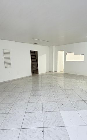 Casa à venda com 405m², 5 quartos e 4 vagasQuarto 6