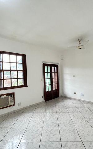 Casa à venda com 405m², 5 quartos e 4 vagasQuarto 4 - Suíte