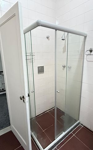 Casa à venda com 405m², 5 quartos e 4 vagasBanheiro Social 1