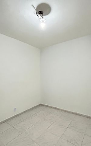 Casa à venda com 405m², 5 quartos e 4 vagasQuarto 3