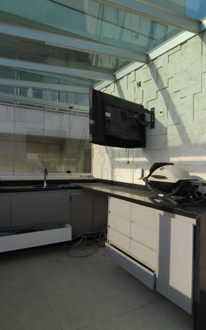 Apartamento para alugar com 221m², 4 quartos e 2 vagasCobertura