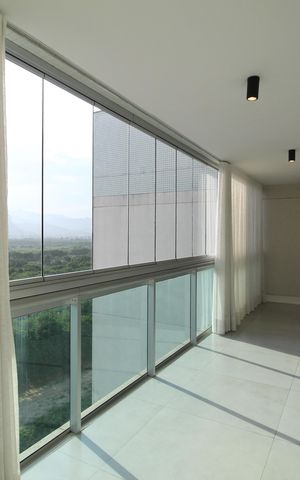 Apartamento para alugar com 221m², 4 quartos e 2 vagasSala - Varanda