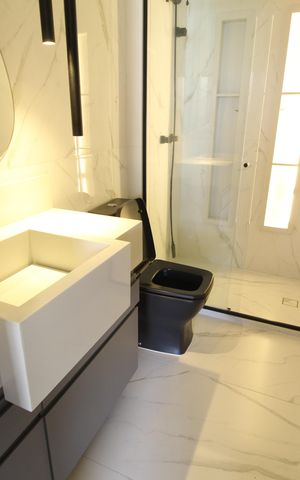 Apartamento para alugar com 221m², 4 quartos e 2 vagasQuarto 4 - Suíte