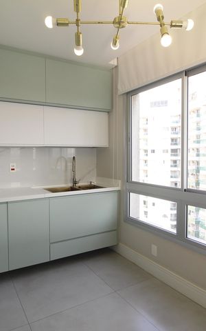 Apartamento para alugar com 221m², 4 quartos e 2 vagasCozinha