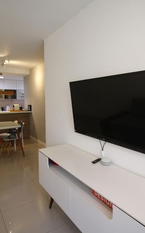 Apartamento à venda com 102m², 4 quartos e 2 vagasSala