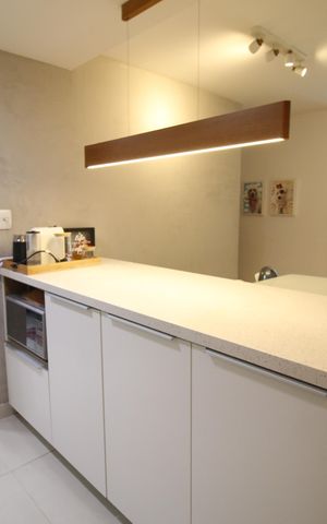 Apartamento à venda com 102m², 4 quartos e 2 vagas Apartamento à venda com 102m², 4 quartos e 2 vagasCozinha