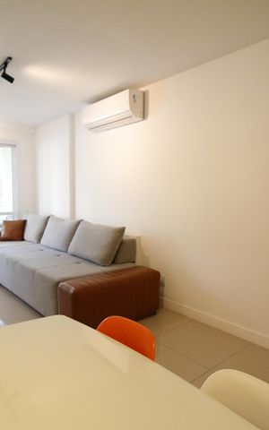 Apartamento à venda com 102m², 4 quartos e 2 vagas Apartamento à venda com 102m², 4 quartos e 2 vagasSala