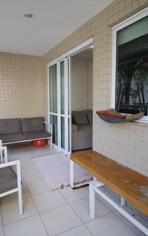 Apartamento à venda com 102m², 4 quartos e 2 vagas Apartamento à venda com 102m², 4 quartos e 2 vagasVaranda da sala