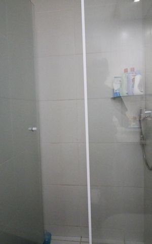 Apartamento à venda com 102m², 4 quartos e 2 vagas Apartamento à venda com 102m², 4 quartos e 2 vagasBanheiro social