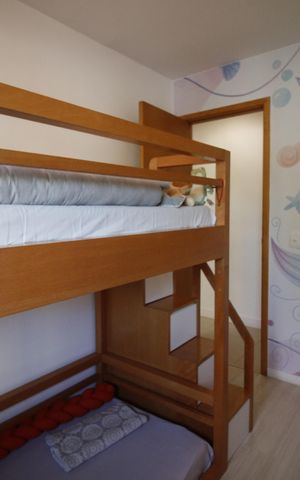 Apartamento à venda com 102m², 4 quartos e 2 vagas Apartamento à venda com 102m², 4 quartos e 2 vagasQuarto