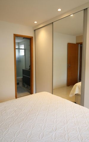 Apartamento à venda com 102m², 4 quartos e 2 vagas Apartamento à venda com 102m², 4 quartos e 2 vagasSuíte