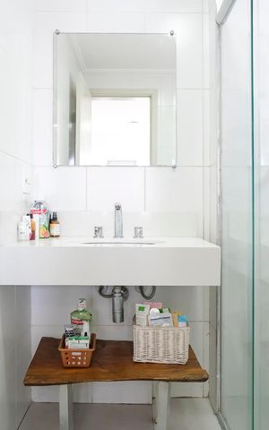 Apartamento para alugar com 68m², 2 quartos e 1 vagaBanheiro da suíte