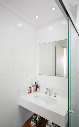 Apartamento para alugar com 68m², 2 quartos e 1 vagaBanheiro da suíte