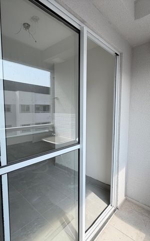 Apartamento à venda com 40m², 2 quartos e 1 vagaÁrea de Serviço/ Sacada