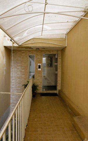 Apartamento à venda com 71m², 3 quartos e 1 vagaFachada do bloco