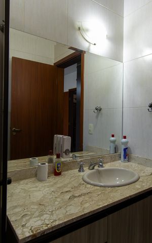 Casa de condomínio para alugar com 165m², 3 quartos e 2 vagas Casa de condomínio para alugar com 165m², 3 quartos e 2 vagasBanheiro do Quarto 3 - Suíte