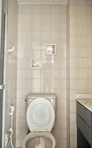 Apartamento à venda com 50m², 2 quartos e 1 vaga Apartamento à venda com 50m², 2 quartos e 1 vagaBanheiro