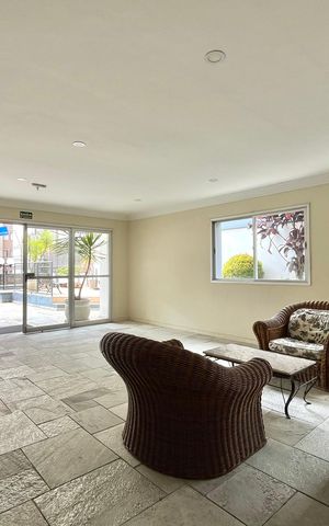 Apartamento à venda com 50m², 2 quartos e 1 vaga Apartamento à venda com 50m², 2 quartos e 1 vagaHall social