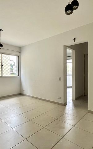 Apartamento à venda com 50m², 2 quartos e 1 vaga Apartamento à venda com 50m², 2 quartos e 1 vagaSala