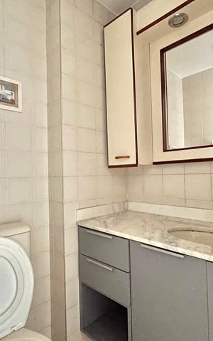 Apartamento à venda com 50m², 2 quartos e 1 vaga Apartamento à venda com 50m², 2 quartos e 1 vagaBanheiro