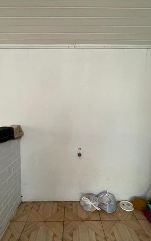 Casa para alugar com 66m², 2 quartos e 1 vaga