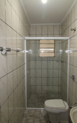Casa para alugar com 70m², 1 quarto e sem vagaBanheiro