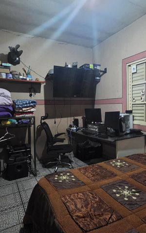 Casa à venda com 150m², 3 quartos e 3 vagas Casa à venda com 150m², 3 quartos e 3 vagasQuarto 2