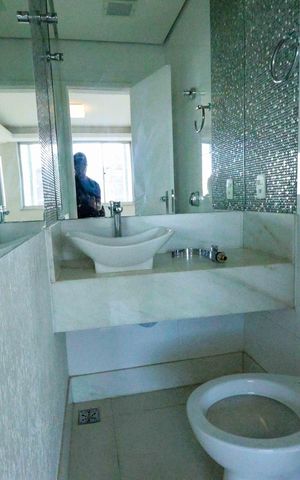 Apartamento para alugar com 160m², 4 quartos e 2 vagasLavabo