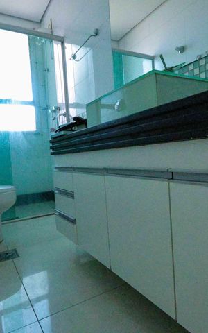 Apartamento para alugar com 160m², 4 quartos e 2 vagasBanheiro