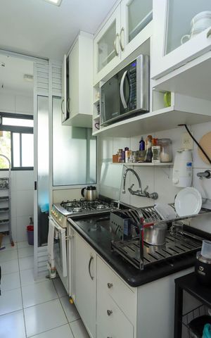 Apartamento à venda com 57m², 2 quartos e 2 vagasCozinha 