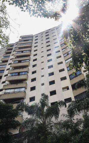 Apartamento à venda com 57m², 2 quartos e 2 vagasFachada